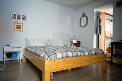 Moradia T2+1 com logradouro no centro histórico da Ericeira