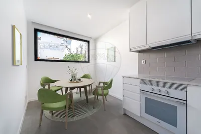 Renovierte Villa mit 4 Schlafzimmern im Zentrum von Ericeira, nahe Praia do Norte